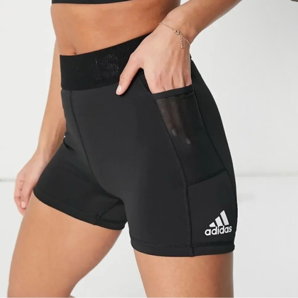 ▪️ADIDAS SPANDEX ATHLETIC SHORTS▪️